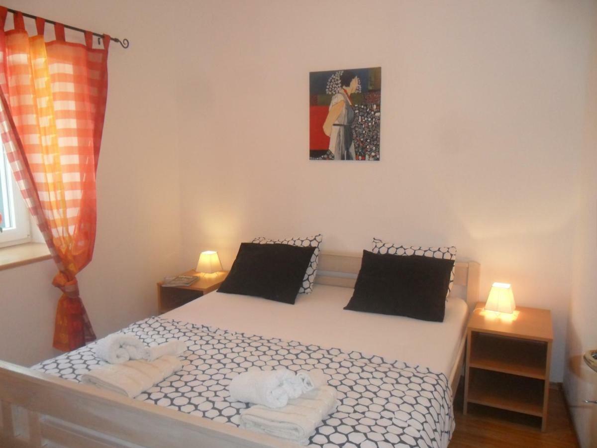 Apartman Hill Hotel Skradin Bagian luar foto